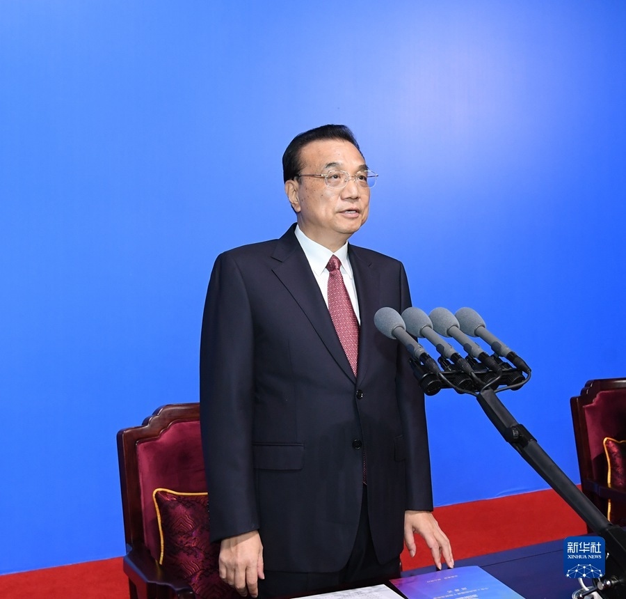 9月27日晚，中華人民共和國第十四屆運(yùn)動(dòng)會(huì)在陜西西安閉幕。中共中央政治局常委、國務(wù)院總理李克強(qiáng)出席閉幕式并宣布運(yùn)動(dòng)會(huì)閉幕。新華社記者 申宏 攝