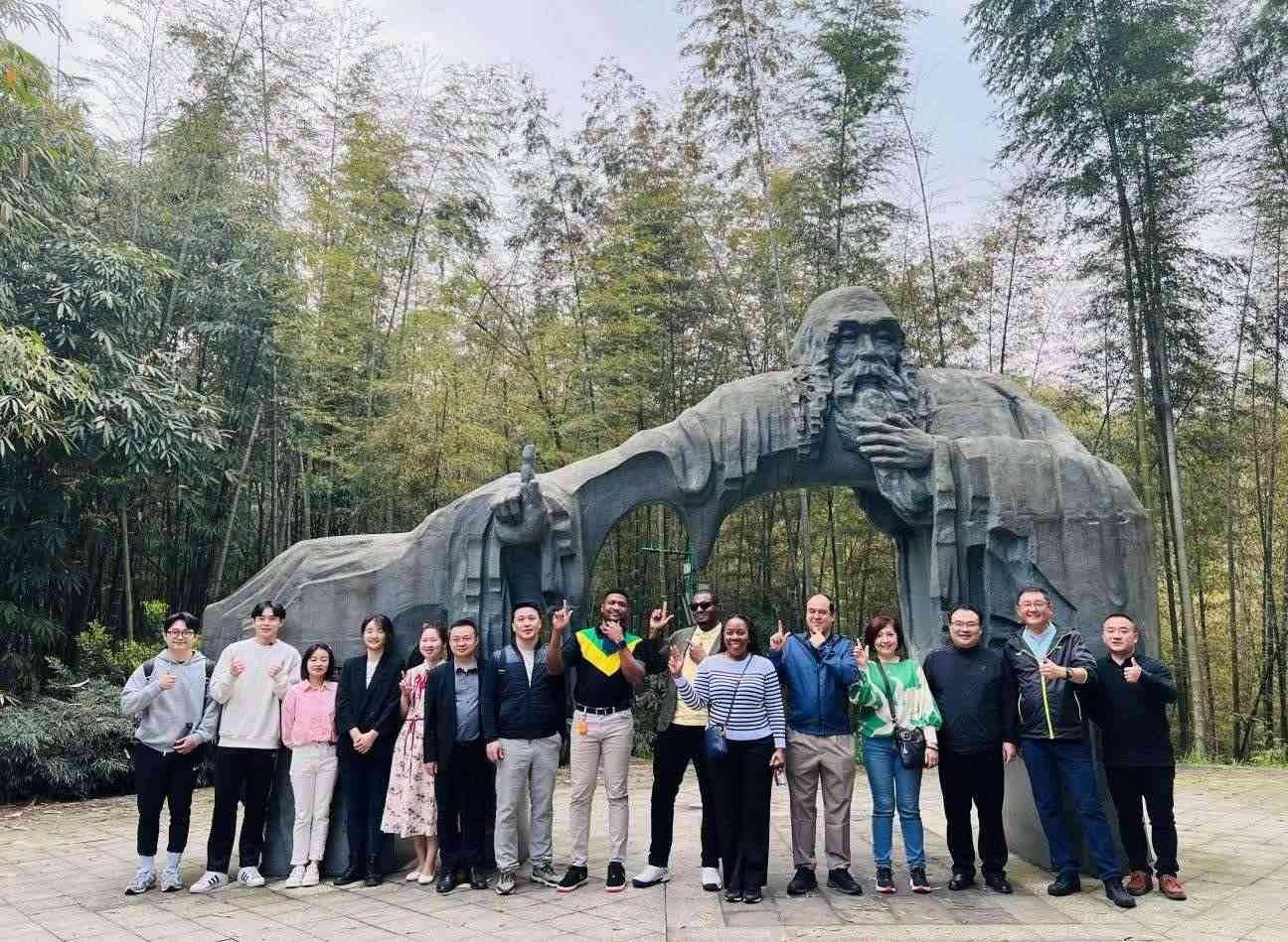 Guizhou Echo | 這一波，貴州又圈“國際粉”了