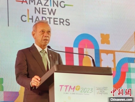 泰國旅游及體育部部長皮帕在開幕式上致辭。 趙婧楠 攝