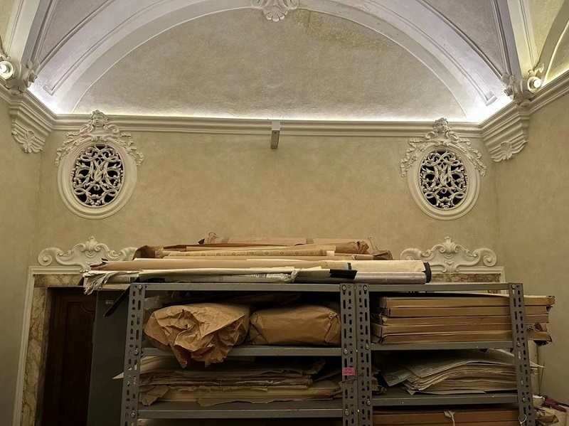 美第奇洛倫佐圖書館保存古籍。中藝國際供圖