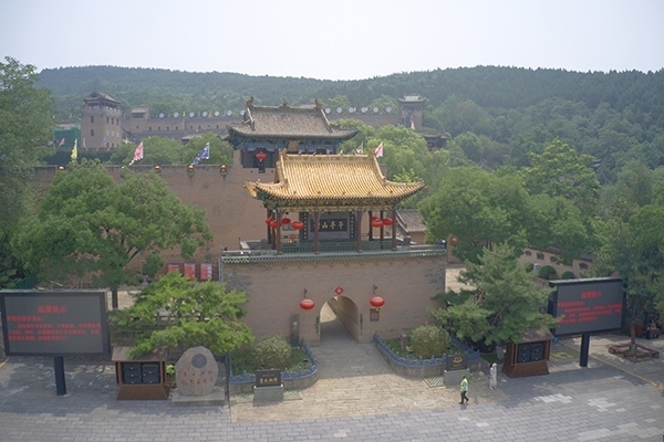 皇城相府景區(qū)（無(wú)人機(jī)照片）。人民網(wǎng)記者 王天樂(lè)攝