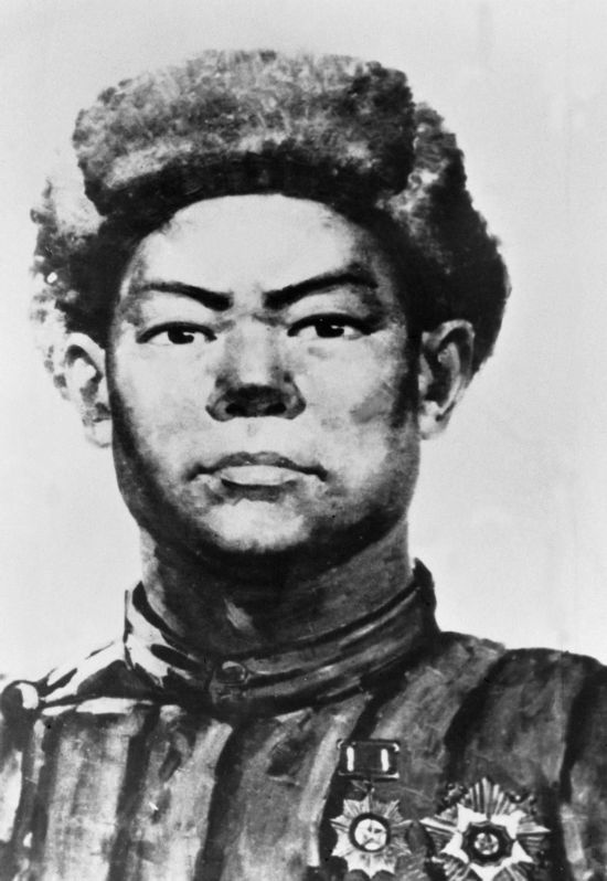 這是黃繼光像。新華社發(fā)（資料照片）