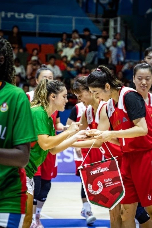 28日，成都大運(yùn)會(huì)女籃項(xiàng)目葡萄牙隊(duì)對(duì)戰(zhàn)中國(guó)隊(duì)。 受訪者供圖