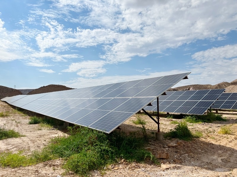 甘肅白銀深部銅礦廢石場100兆瓦光伏發(fā)電項目。受訪者供圖