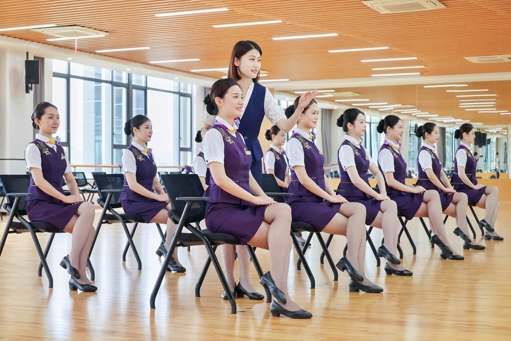 形象儀態(tài)塑造。