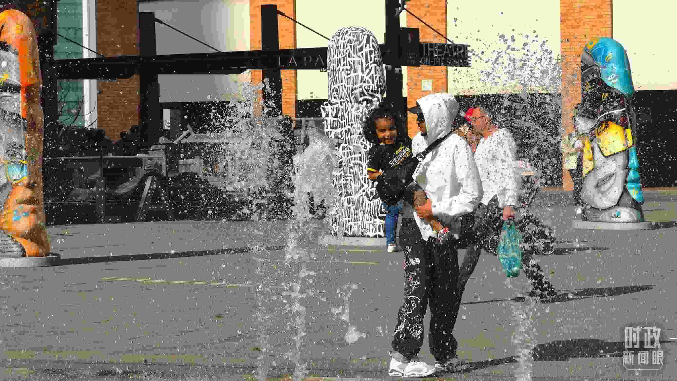 △約翰內(nèi)斯堡街頭。（總臺央視記者韓銳拍攝）