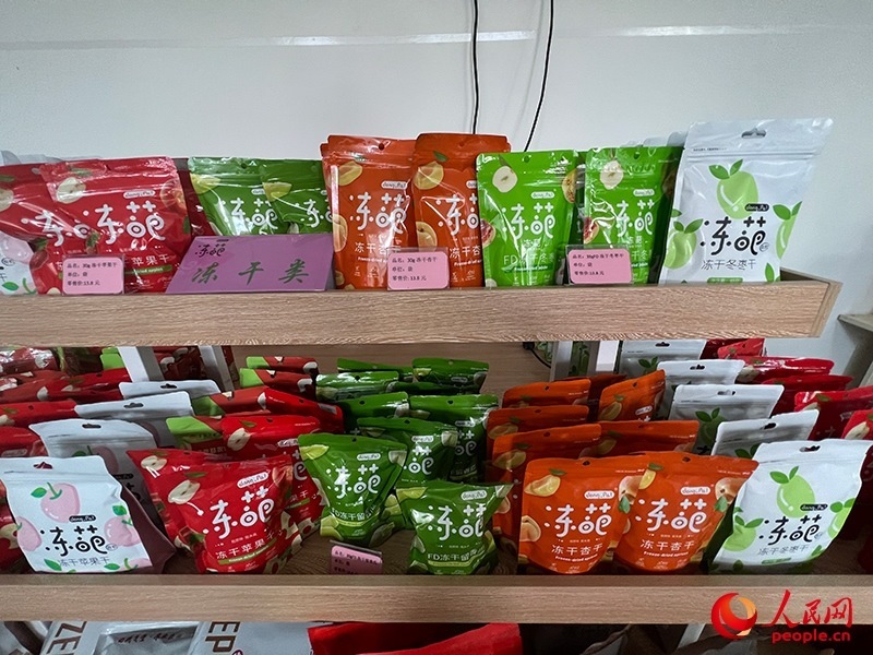 各種凍干食品。人民網(wǎng)記者 常雪梅攝