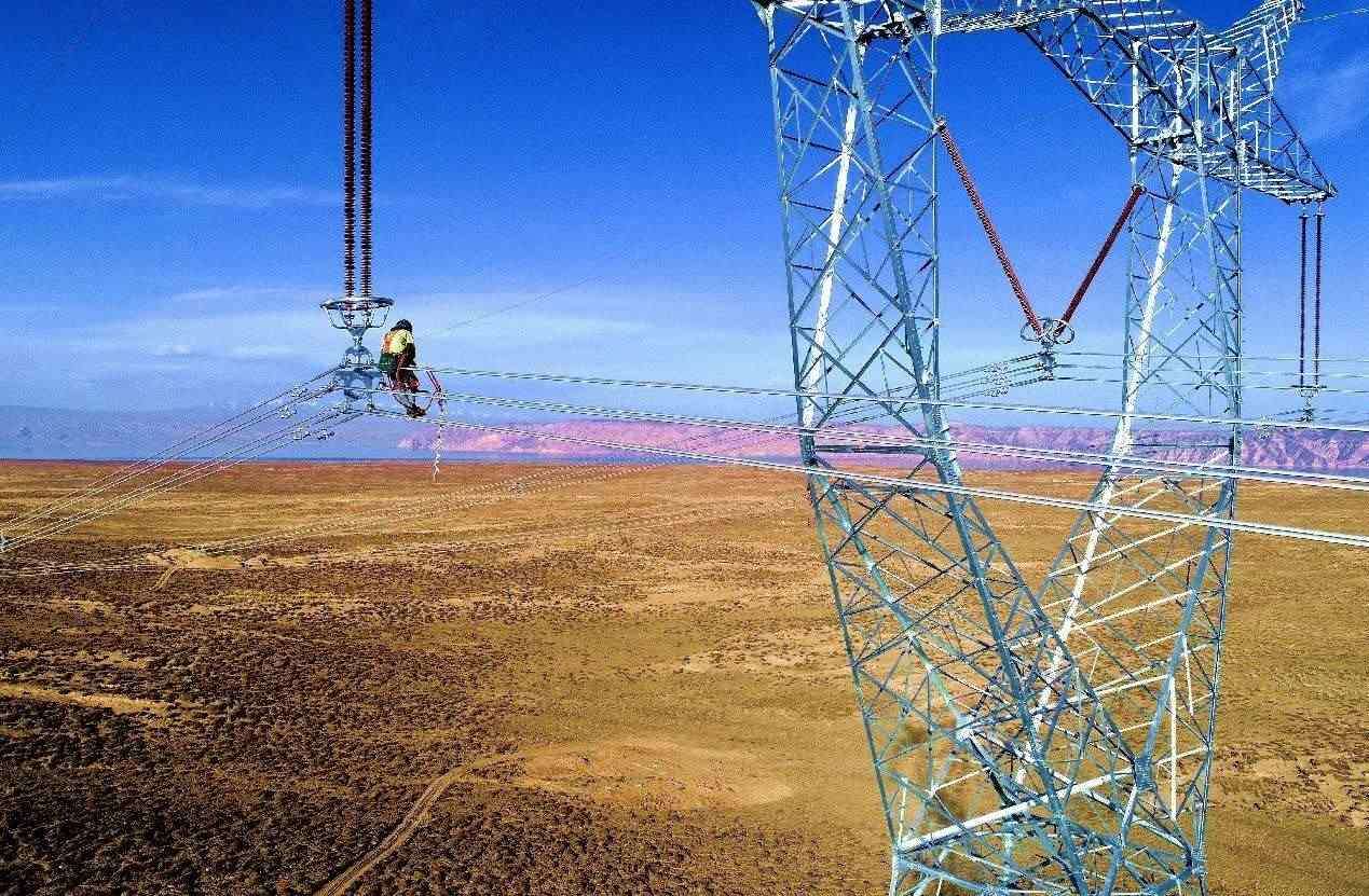 青豫直流。國(guó)網(wǎng)青海省電力公司供圖