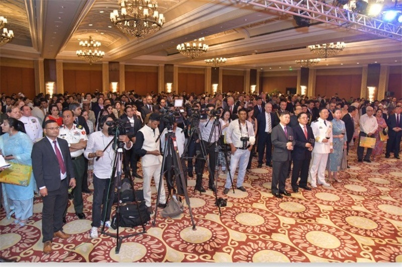 印度各界人士，各國(guó)駐印使節(jié)及外交官，中資企業(yè)、留學(xué)生和華僑華人等700余人出席招待會(huì)活動(dòng)現(xiàn)場(chǎng)。中國(guó)駐印度大使館供圖