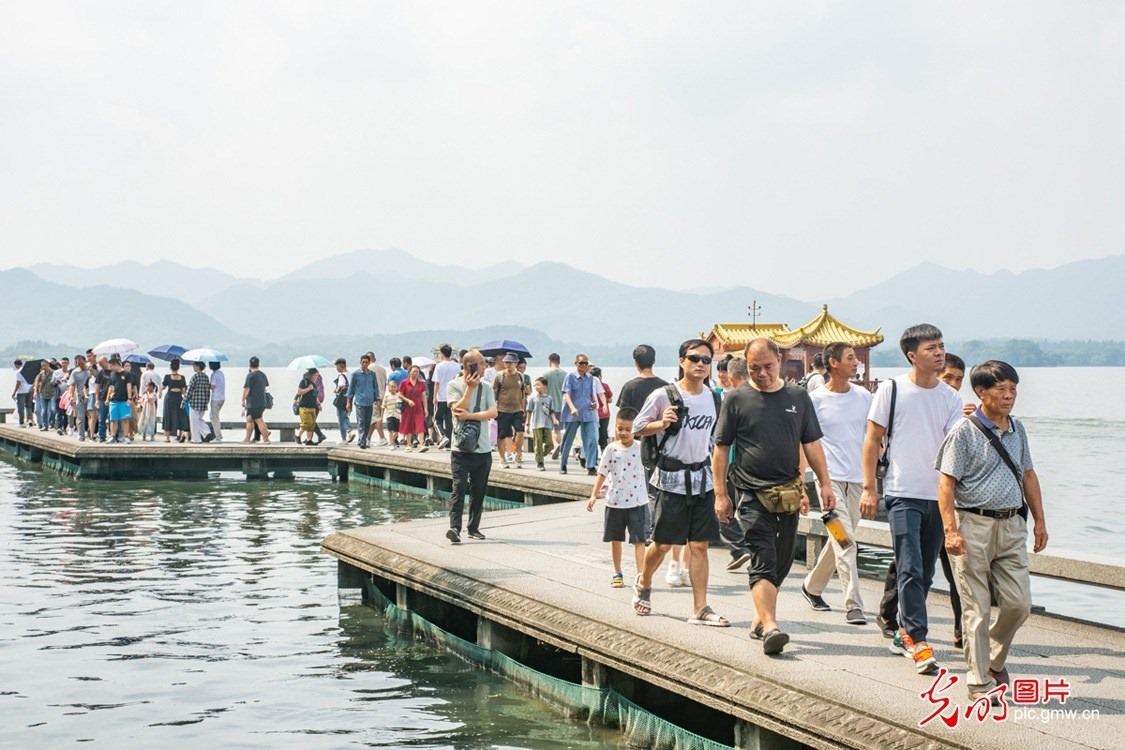 文體旅結(jié)合 杭州釋放“雙節(jié)”經(jīng)濟(jì)新動(dòng)能