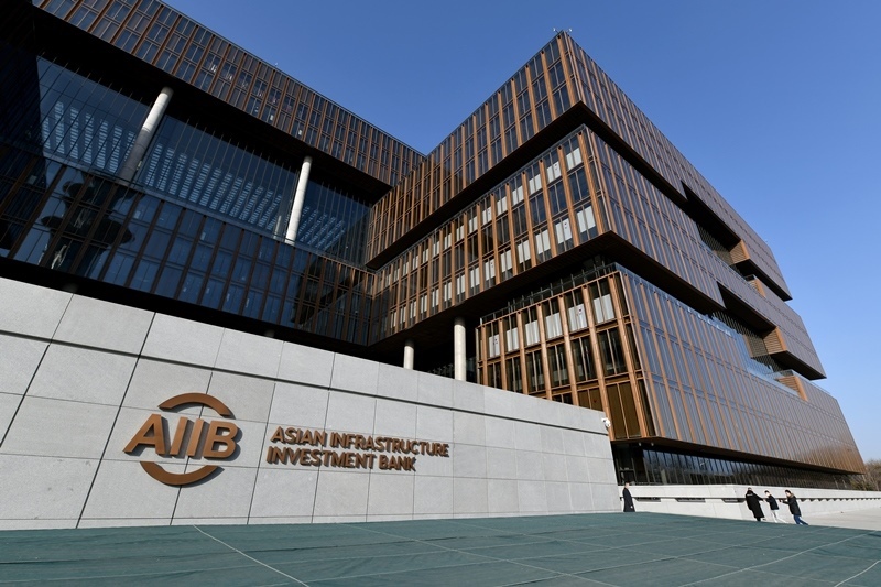 這是位于北京朝陽區(qū)的亞洲基礎(chǔ)設(shè)施投資銀行總部大樓。