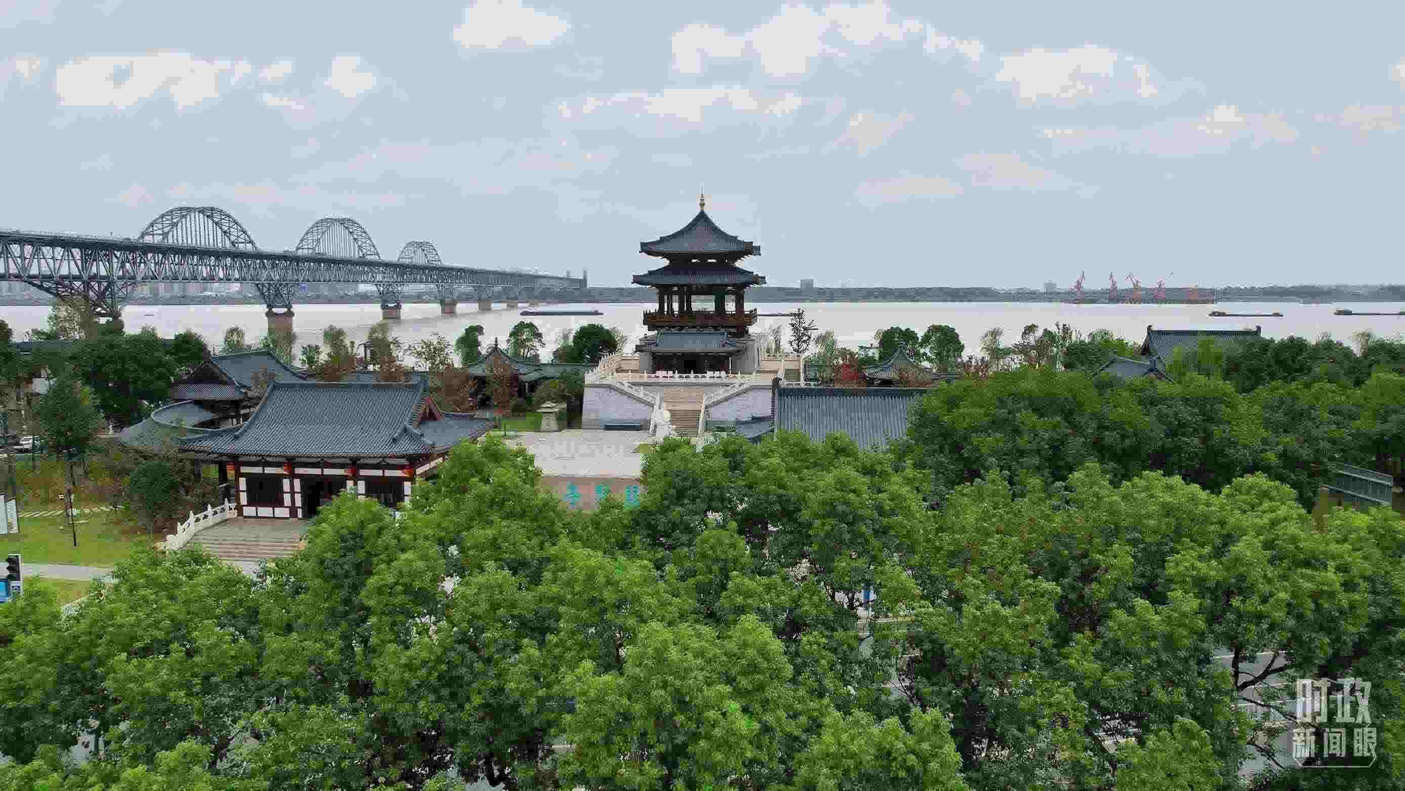 △長(zhǎng)江國(guó)家文化公園九江城區(qū)段。（總臺(tái)記者劉陽(yáng)拍攝）