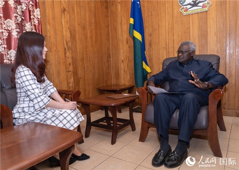 2023年9月14日，所羅門群島總理梅納西·索加瓦雷在首都霍尼亞拉接受人民網(wǎng)記者專訪。人民網(wǎng) 賀吉攝