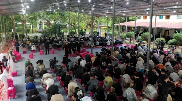 2349名電信網絡詐騙犯罪嫌疑人一次性移交我方。公安部供圖