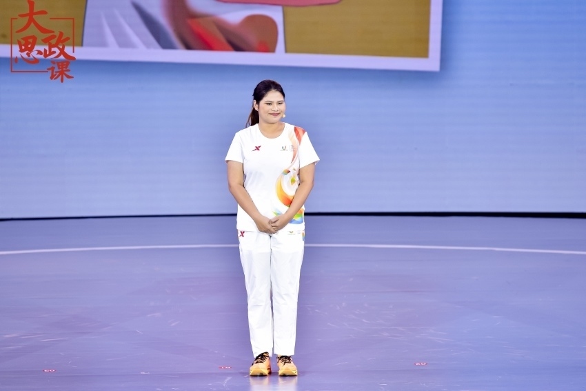 成都大運會火炬手王遠(yuǎn)（泰國）