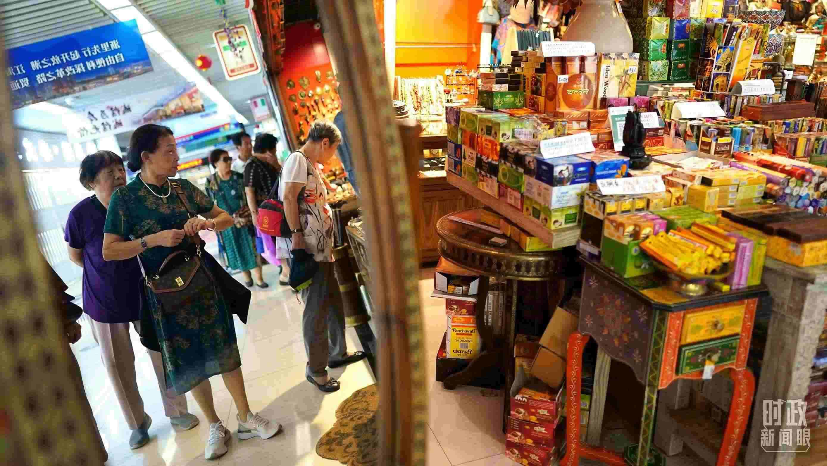 △浙江省金華市義烏國際商貿(mào)城。（總臺(tái)國廣記者李晉拍攝）