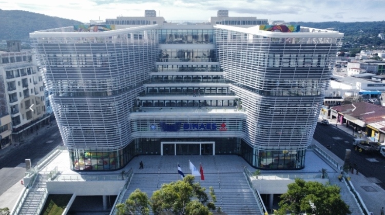 圖為中國(guó)援建薩爾瓦多國(guó)家圖書(shū)館實(shí)景。 圖片由中國(guó)援薩爾瓦多國(guó)家圖書(shū)館項(xiàng)目施工技術(shù)組提供