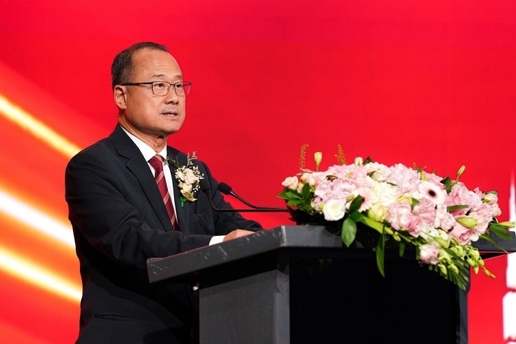 第十四屆全國政協(xié)常委、香港中華總商會會長蔡冠深致辭。阿聯(lián)酋中華工商總會供圖