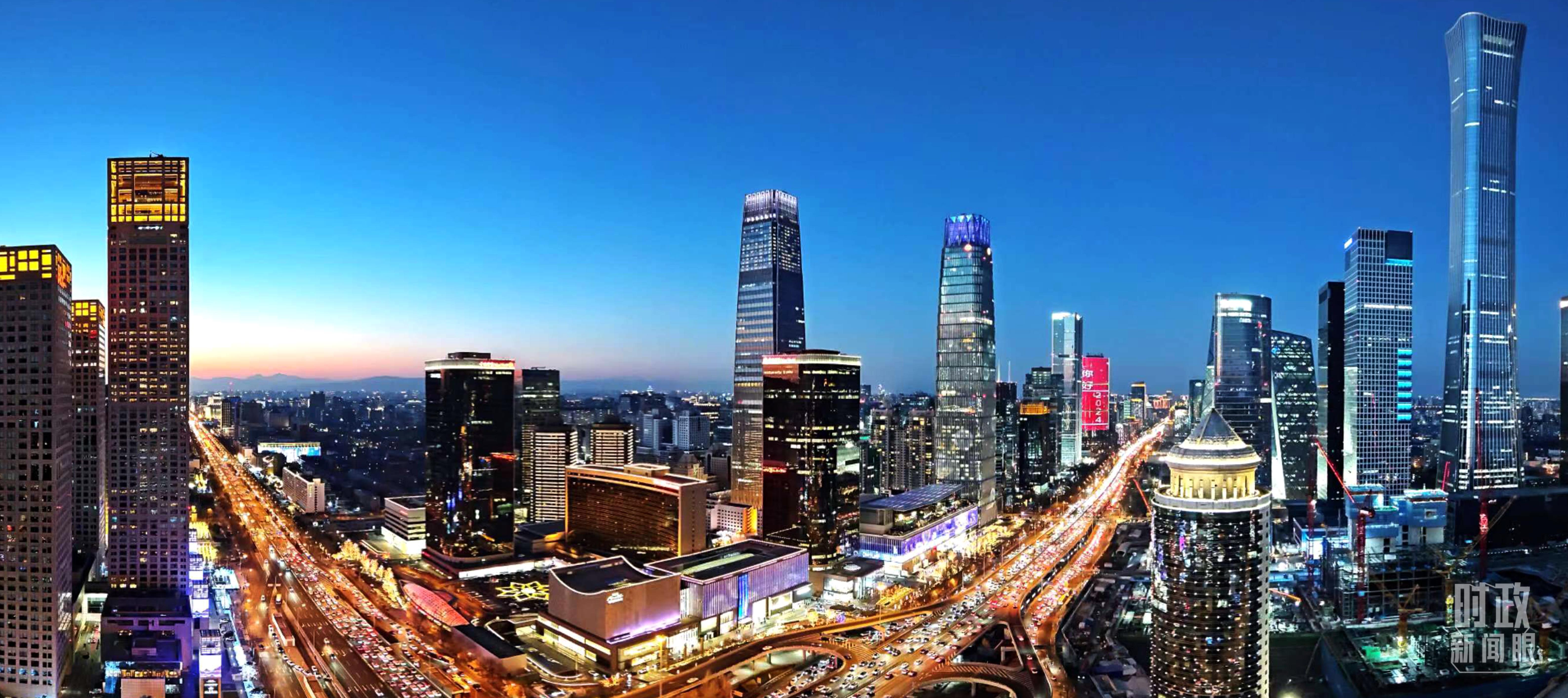 △2023年12月31日，北京CBD商圈。（總臺央視記者鐘信偉拍攝）