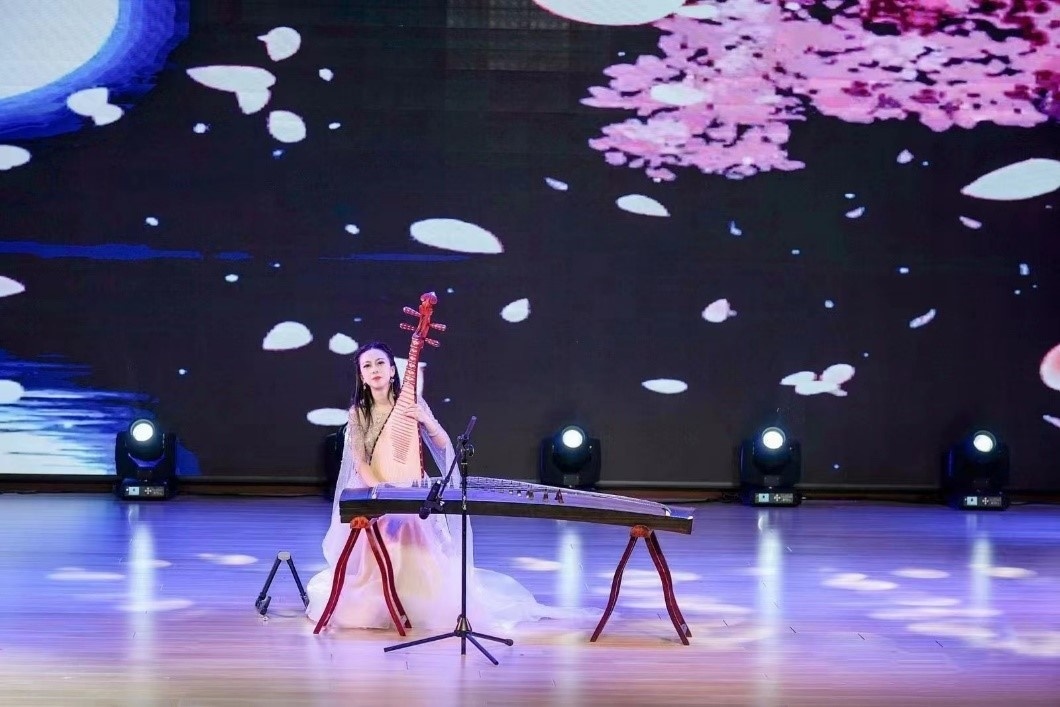 聯(lián)歡晚會(huì)現(xiàn)場(chǎng)。（主辦方供圖）