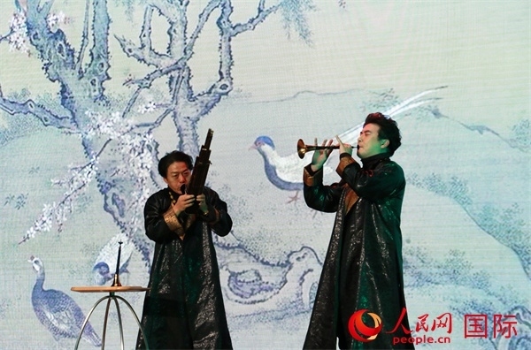 嗩吶表演《百鳥朝鳳》。人民網(wǎng) 許可攝