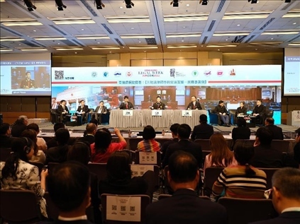 2023香港法律周，粵港澳三地聯(lián)合模擬庭審民商事案例，交流互鑒法律程序等問(wèn)題。