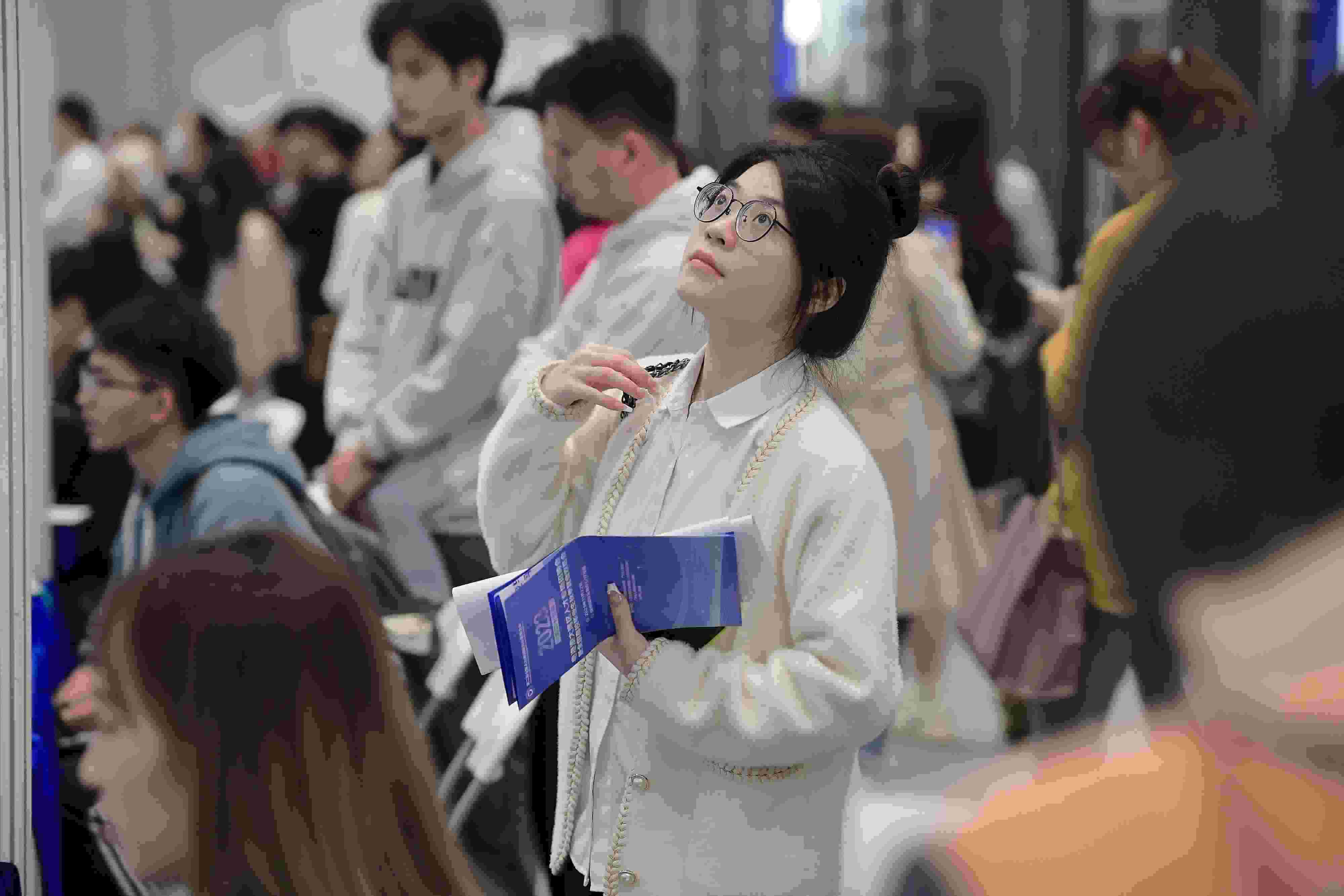  2023年11月22日，2023年粵港澳大灣區(qū)人才專場招聘會暨第27屆全國高校畢業(yè)生秋季就業(yè)雙選會在深圳國際會展中心舉辦。