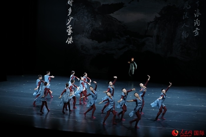 《詩(shī)憶東坡》美國(guó)巡演將持續(xù)2周，在華盛頓、紐約進(jìn)行共計(jì)8場(chǎng)演出。人民網(wǎng)記者 李志偉攝