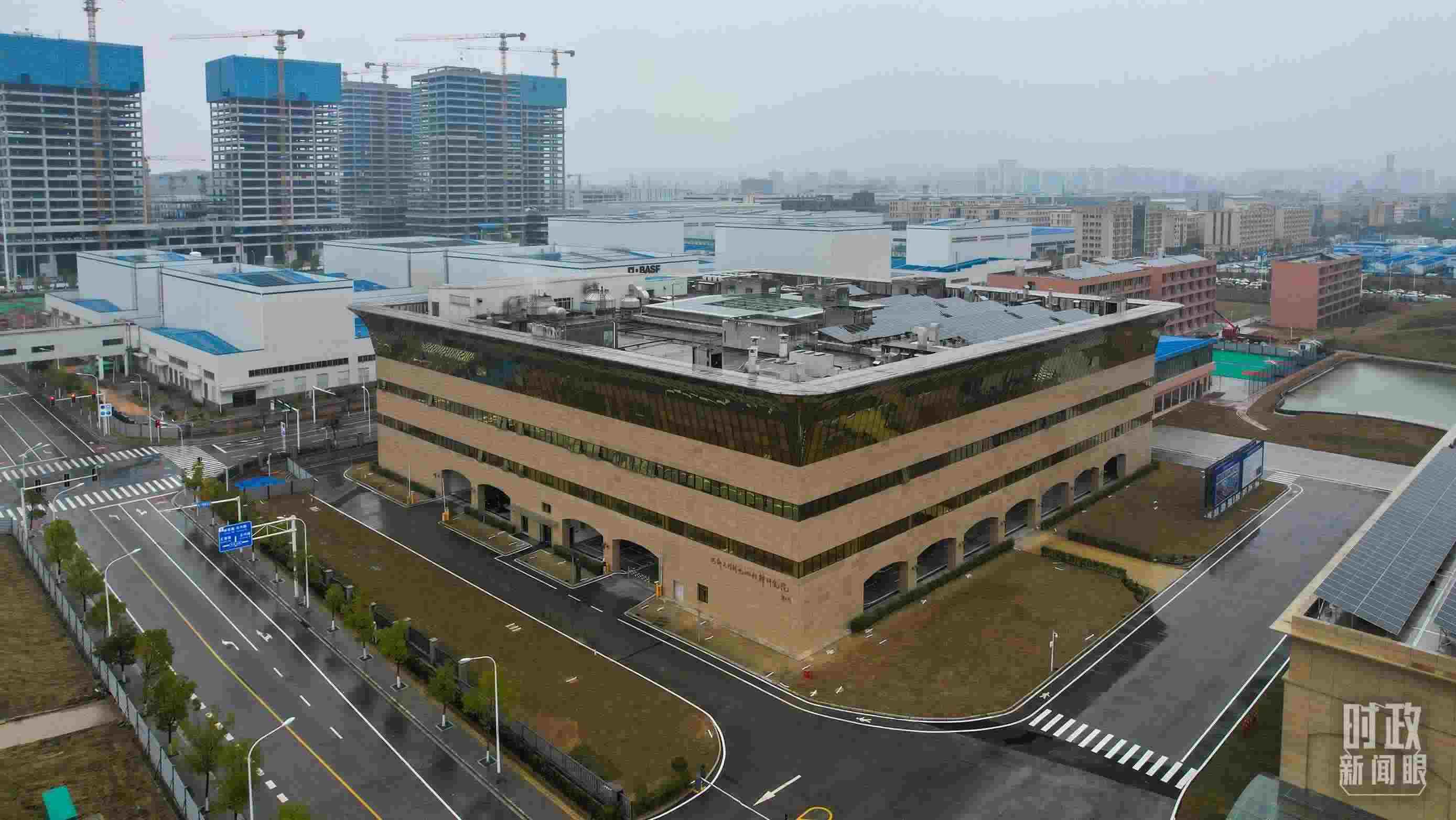 △巴斯夫杉杉電池材料研究院。（總臺央視記者范凱拍攝）