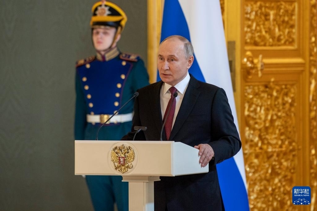 3月20日，俄羅斯總統(tǒng)普京在莫斯科克里姆林宮與其競(jìng)選團(tuán)隊(duì)代表舉行見(jiàn)面會(huì)。新華社記者 曹陽(yáng) 攝