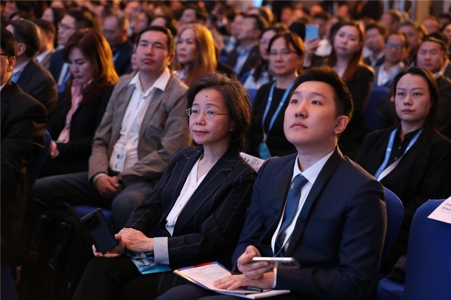 沈敏娟大使出席論壇。蒙政府官網(wǎng)供圖