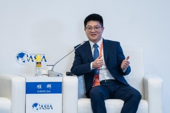 3月27日，猿輔導(dǎo)集團(tuán)副總裁、人工智能研究院院長(zhǎng)程群在分論壇上發(fā)言。新華社記者 曹夢(mèng)瑤 攝