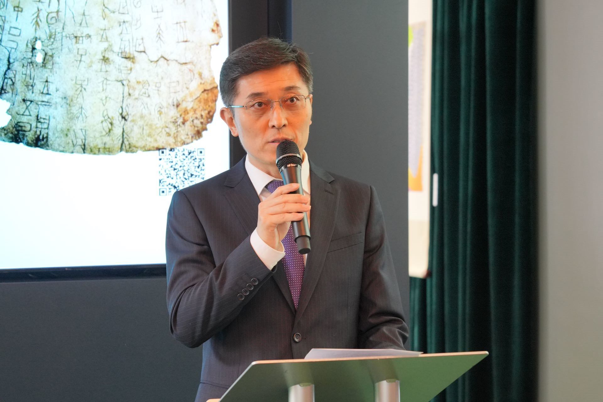 中國駐英國使館公使楊曉光致辭。主辦方供圖