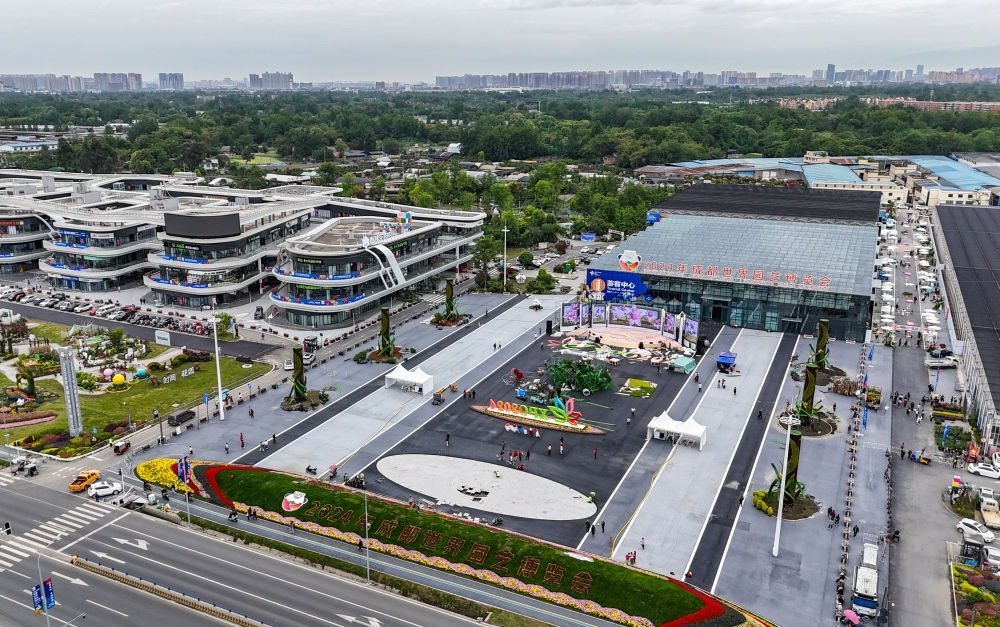 這是2024年4月23日拍攝的成都世園會郫都分會場（無人機(jī)照片）。新華社記者 王曦 攝