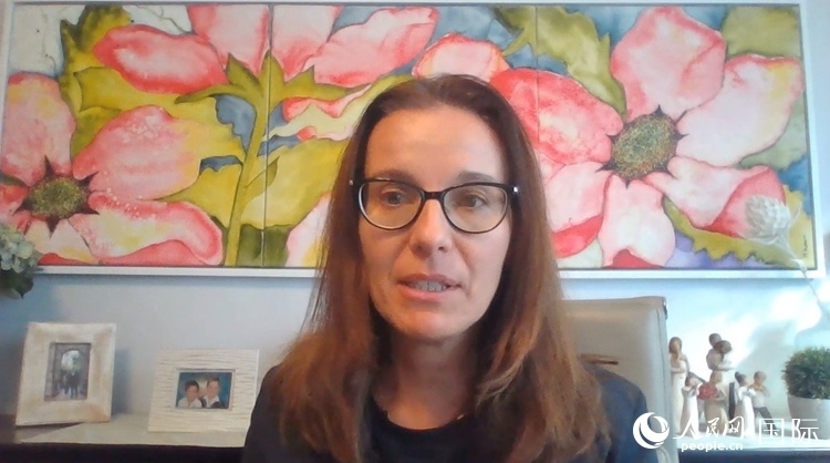 南非衛(wèi)生部南非聯(lián)合健康署財(cái)務(wù)委員會主席瑞德米拉?瑞茲洛格致辭