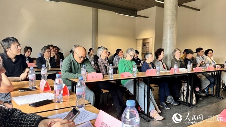 “國際青年文學(xué)共讀”活動(dòng)現(xiàn)場。人民網(wǎng)記者 于超凡攝