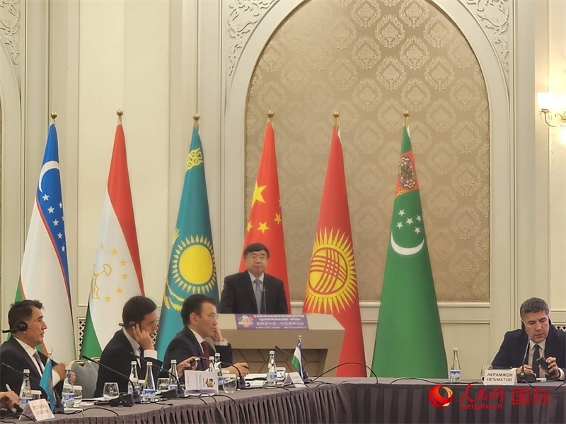 中國社會科學院俄羅斯東歐中亞研究所所長孫壯志致辭。人民網記者 李強攝