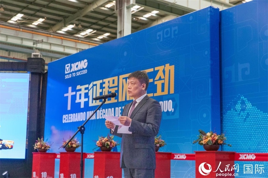 中國貿(mào)促會駐巴西代表處總代表郭英會在致辭中表示，過去十年，中巴經(jīng)貿(mào)關(guān)系迅猛發(fā)展，數(shù)百家中國企業(yè)進入巴西，投資巴西，為巴西的經(jīng)濟建設(shè)貢獻中國企業(yè)的力量。 人民日報社拉美中心分社 威廉·科埃略·維亞納攝