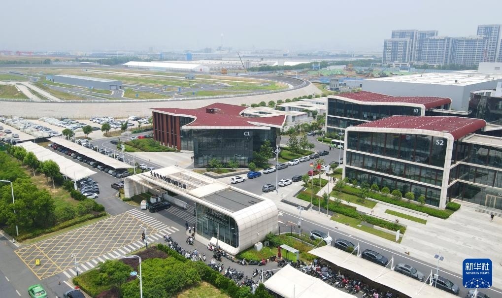 大眾汽車（安徽）有限公司外景（無人機(jī)照片，2024年6月7日攝）。新華社記者 郭晨 攝