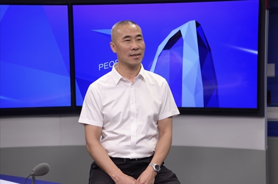 福建省晉江市工商聯(lián)黨組成員王建回。人民網(wǎng)記者 王曉嘯攝