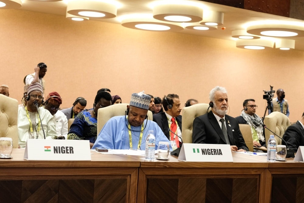 1月20日，與會代表出席在烏干達首都坎帕拉舉行的不結盟運動第19次峰會閉幕式。新華社發(fā)（阿佳拉·納瓦達攝）