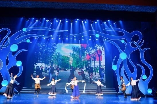 第十屆“歡動北京”開幕，12國青少年向未來問好