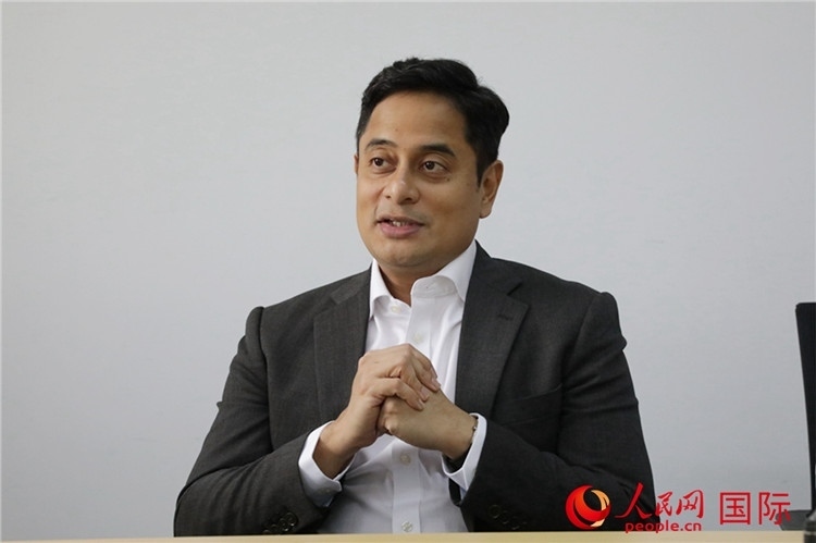 8月16日，雪蘭莪州創(chuàng)新與數(shù)字基礎設施執(zhí)行委員會主席法米接受人民網(wǎng)專訪。人民網(wǎng) 王婧攝