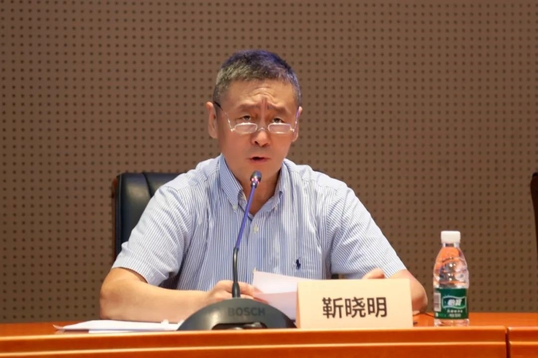 科技外交專家委員會主任委員、科技部國際合作司原司長靳曉明致辭。主辦方供圖