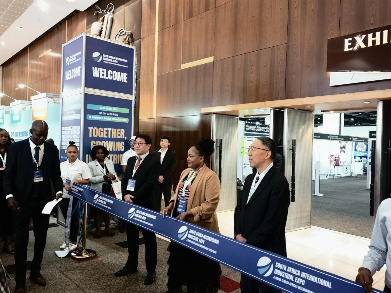 19日，第三屆南非國(guó)際工業(yè)展暨中國(guó)（南非）國(guó)際貿(mào)易展覽會(huì)在約翰內(nèi)斯堡桑頓會(huì)議中心盛大開(kāi)幕。主辦方供圖