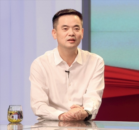 采訪對(duì)象：湖州市委常委、安吉縣委書(shū)記楊衛(wèi)東