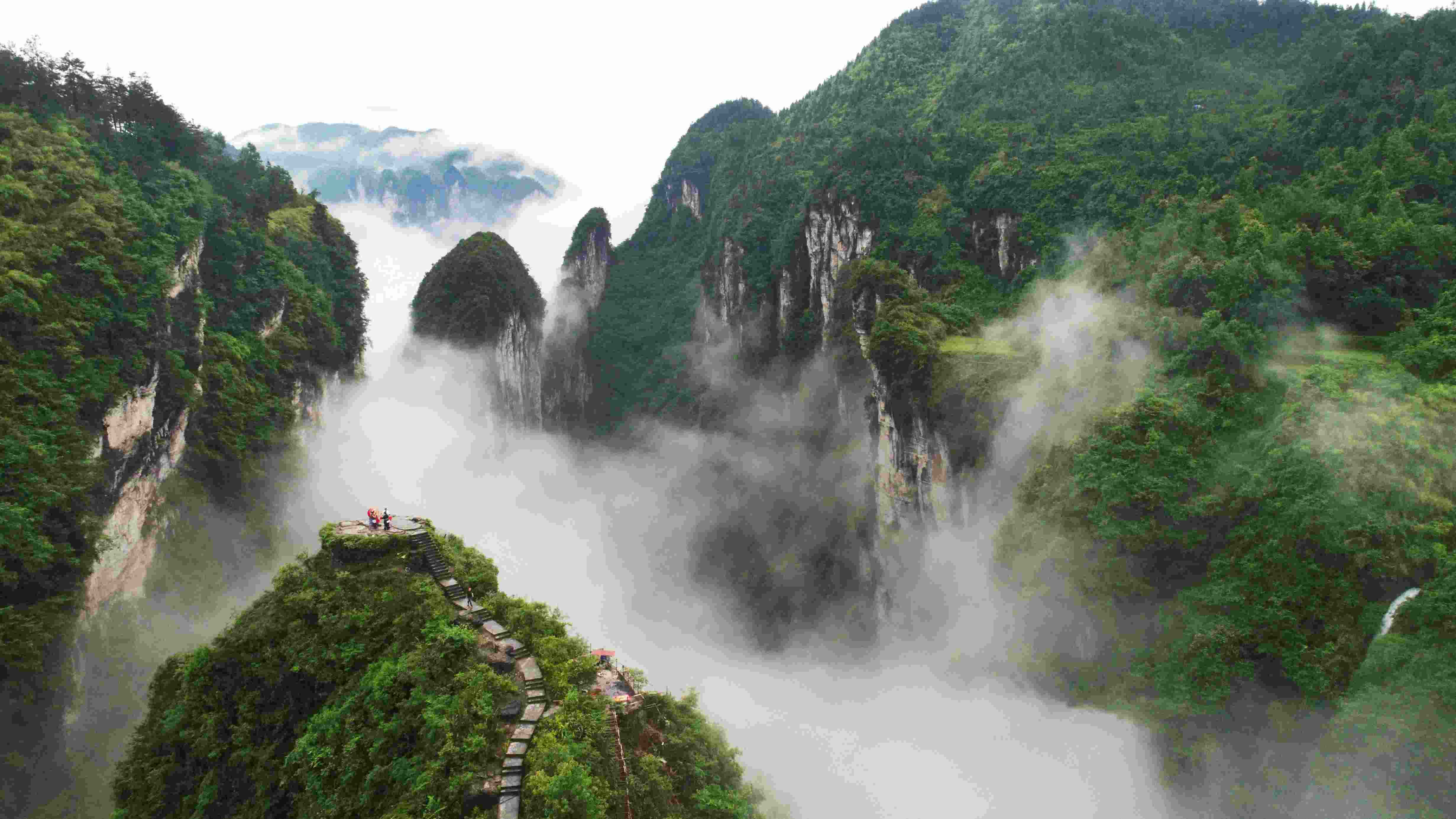 湖南矮寨國家森林公園。受訪者供圖