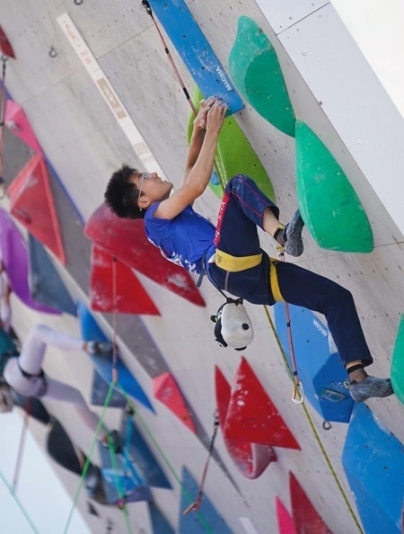 小運(yùn)動(dòng)員在比賽中。主辦方供圖