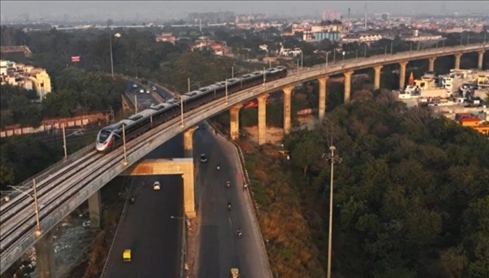 印度北部的軌道交通將自德里到密拉特的車程，從3-4小時(shí)縮短至約1小時(shí)