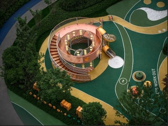 改造后的中鐵臻庭小區(qū)森林樹屋。 王碩敏 攝